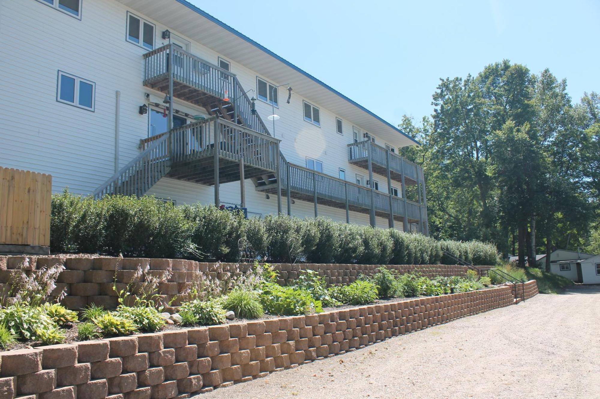 Viking Bay Resort And Lodge Miltona Exterior photo