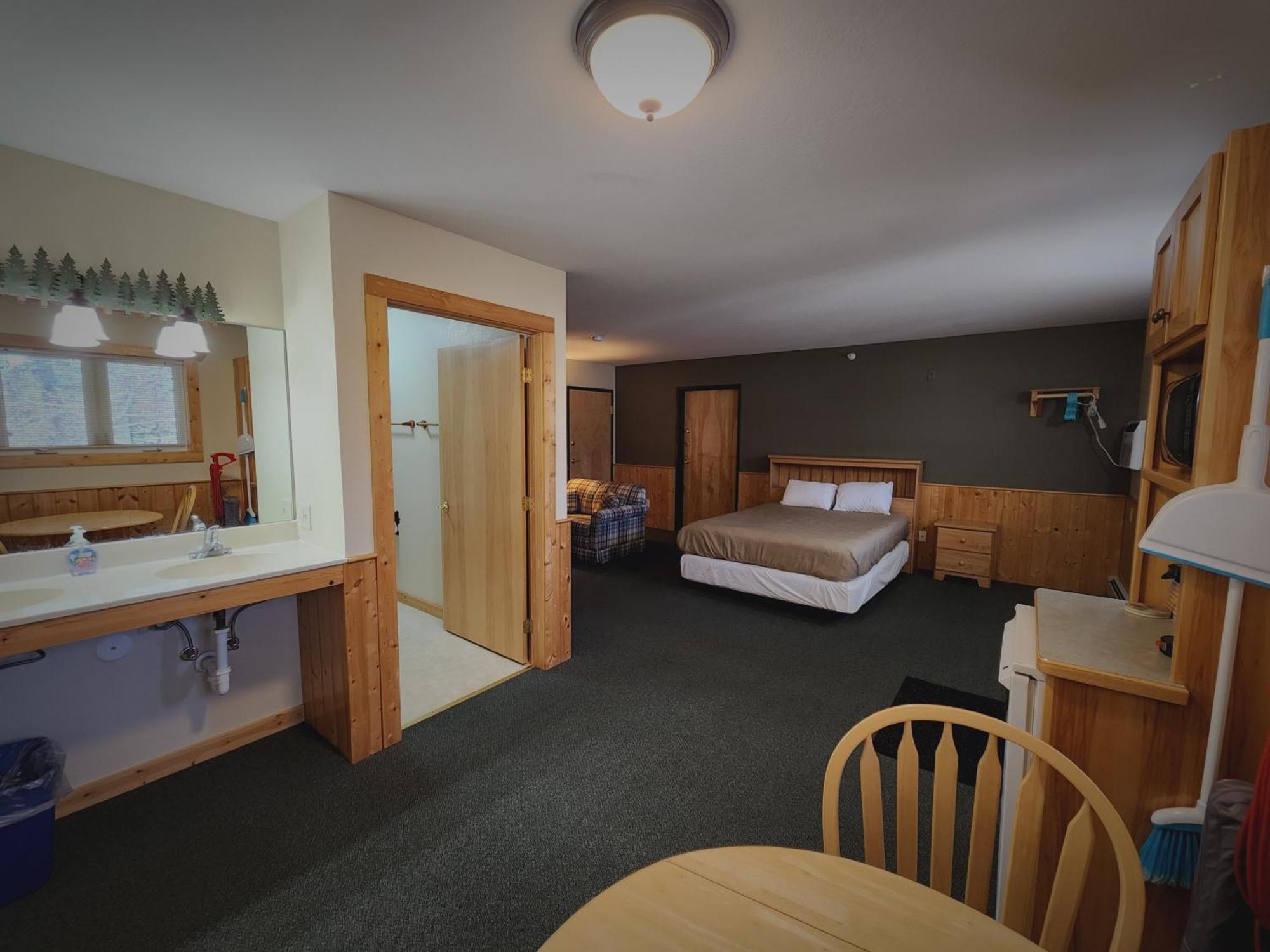 Viking Bay Resort And Lodge Miltona Exterior photo